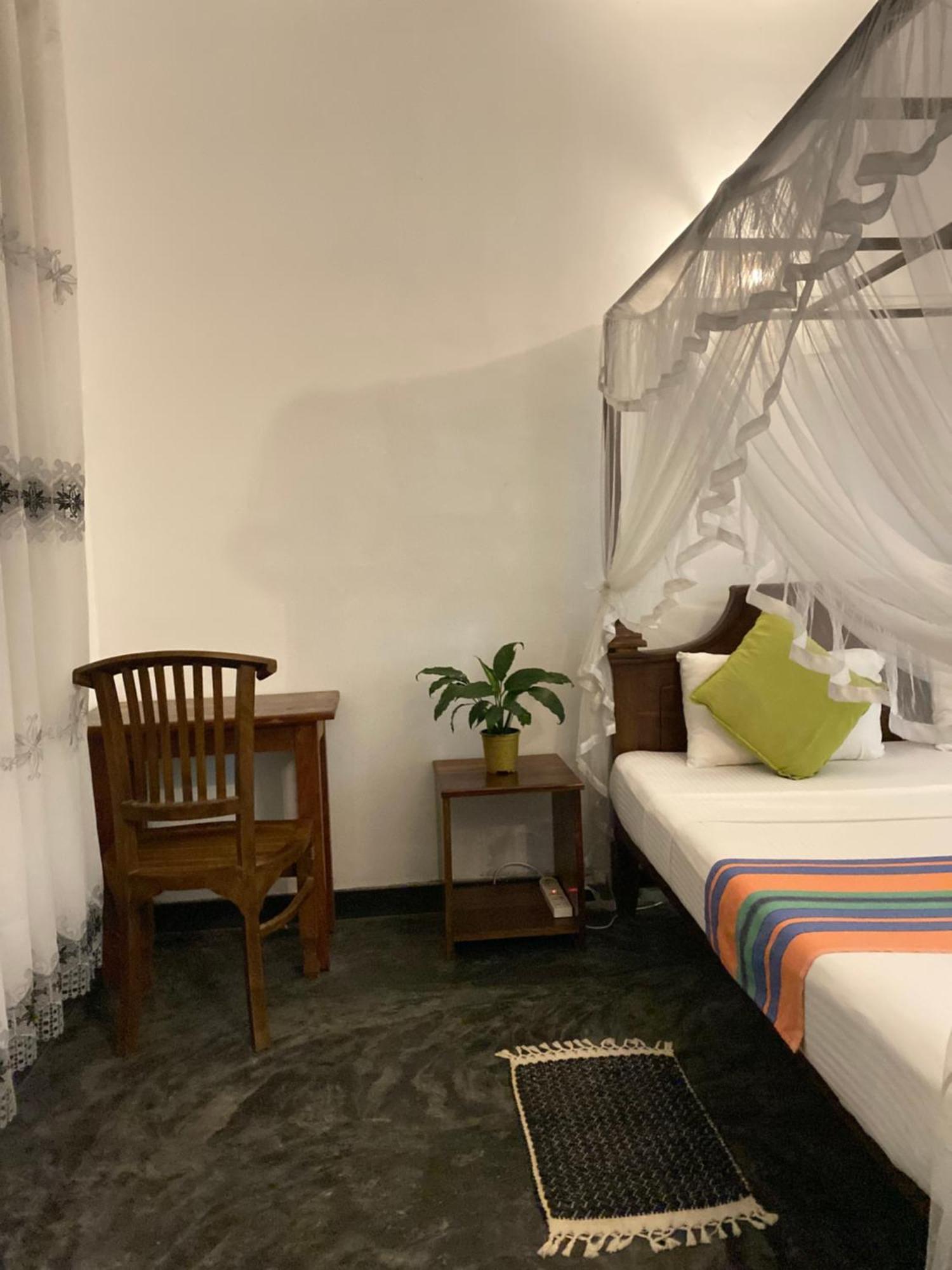 Hotel Coconut Grove - Midigama East Zewnętrze zdjęcie